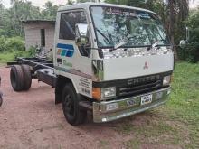 Mitsubishi 14.5 1992 Lorry