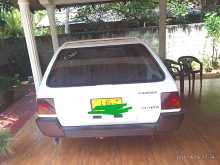 Mitsubishi 1400 1989 Car