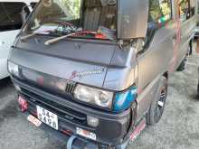 Mitsubishi Delica 1989 Van