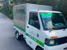 Mitsubishi Mitsubishi 2006 Lorry