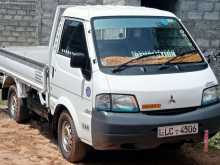 Mitsubishi Mitsubishi 2001 Lorry