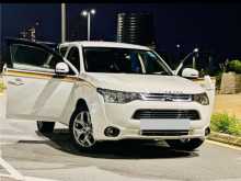 Mitsubishi Mitsubishi 2013 SUV