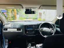 https://riyasewana.com/uploads/mitsubishi-2013-241258534443.jpg