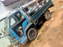 Mitsubishi 250 1990 Lorry
