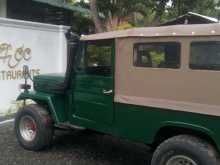 Mitsubishi 4DR5 1966 SUV