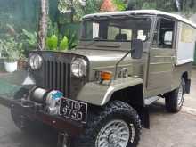 Mitsubishi 4dr 1983 SUV