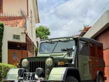 Mitsubishi 4DR5 1980 SUV