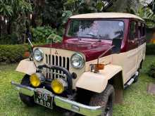 Mitsubishi 4DR5 1980 SUV