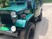 Mitsubishi 4DR5 1982 SUV