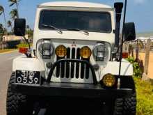Mitsubishi 4DR5 1987 SUV