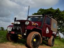 Mitsubishi 4DR5 1980 SUV