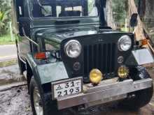 Mitsubishi 4DR5 1968 SUV