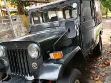Mitsubishi 4DR5 1968 SUV