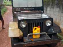 Mitsubishi 4DR5 1980 SUV