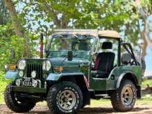 Mitsubishi 4DR5 1980 SUV