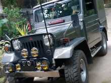 Mitsubishi 4DR5 J24 1981 SUV