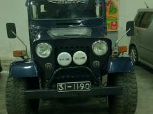 Mitsubishi 4DR5 1980 SUV
