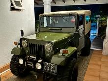Mitsubishi 4DR5 1980 SUV