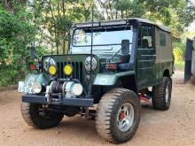 Mitsubishi 4DR5 1980 SUV