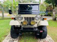 Mitsubishi 4DR5 J24 1977 SUV