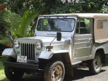 Mitsubishi 4DR5 J24 1979 SUV