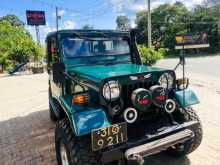 Mitsubishi 4dr5 J24 1982 SUV