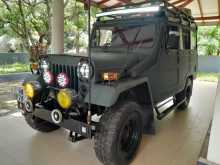 Mitsubishi 4DR5 J36 1978 SUV