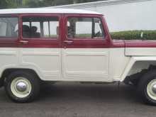 Mitsubishi 4DR5 J36 1982 SUV