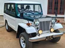 Mitsubishi 4DR5 J36 Jeep 1982 SUV