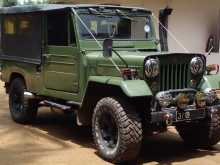 Mitsubishi 4DR5 J44 1978 SUV