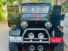 Mitsubishi 4DR5 J44 1978 SUV