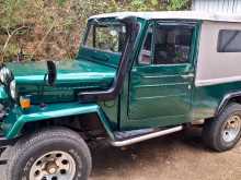 Mitsubishi 4DR5 J44 Long Wheelbase Jeep 1980 SUV