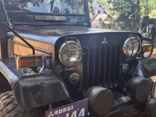Mitsubishi 4DR5 J44 1980 SUV