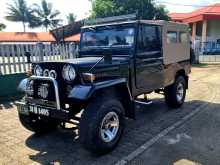 Mitsubishi 4DR5 J44 Long Wheel 1978 SUV