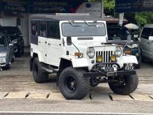 Mitsubishi 4DR5 J44 1980 SUV