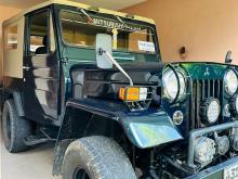 Mitsubishi 4DR5 Jeep 1980 SUV