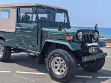 Mitsubishi 4DR6J 1982 SUV