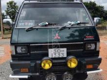 Mitsubishi L300 1985 Van