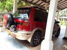 Mitsubishi 4x4 1998 Car