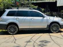 https://riyasewana.com/uploads/mitsubishi-autlander-2811362922562.jpg