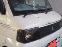 Mitsubishi Mitsubishi 2007 Van