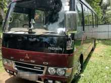 Mitsubishi Bola Rosa 2002 Bus