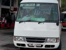 Mitsubishi Bola Rosa 2009 Bus