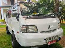 Mitsubishi Bongo Vanette Lion Face 2007 Van
