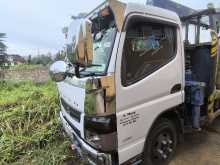 Mitsubishi Boom Truck 2016 Lorry