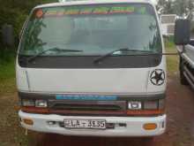 Mitsubishi Brand 2005 Lorry