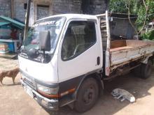 Mitsubishi Canter 2010 Lorry