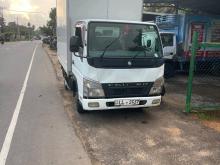 Mitsubishi CANTER 10 .5 FEET 2010 Lorry