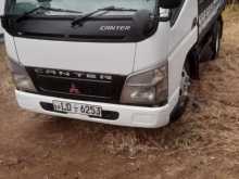 https://riyasewana.com/uploads/mitsubishi-canter-10-2004-37385312102.jpg