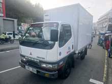 https://riyasewana.com/uploads/mitsubishi-canter-10-5-2002-1921020312772.jpg